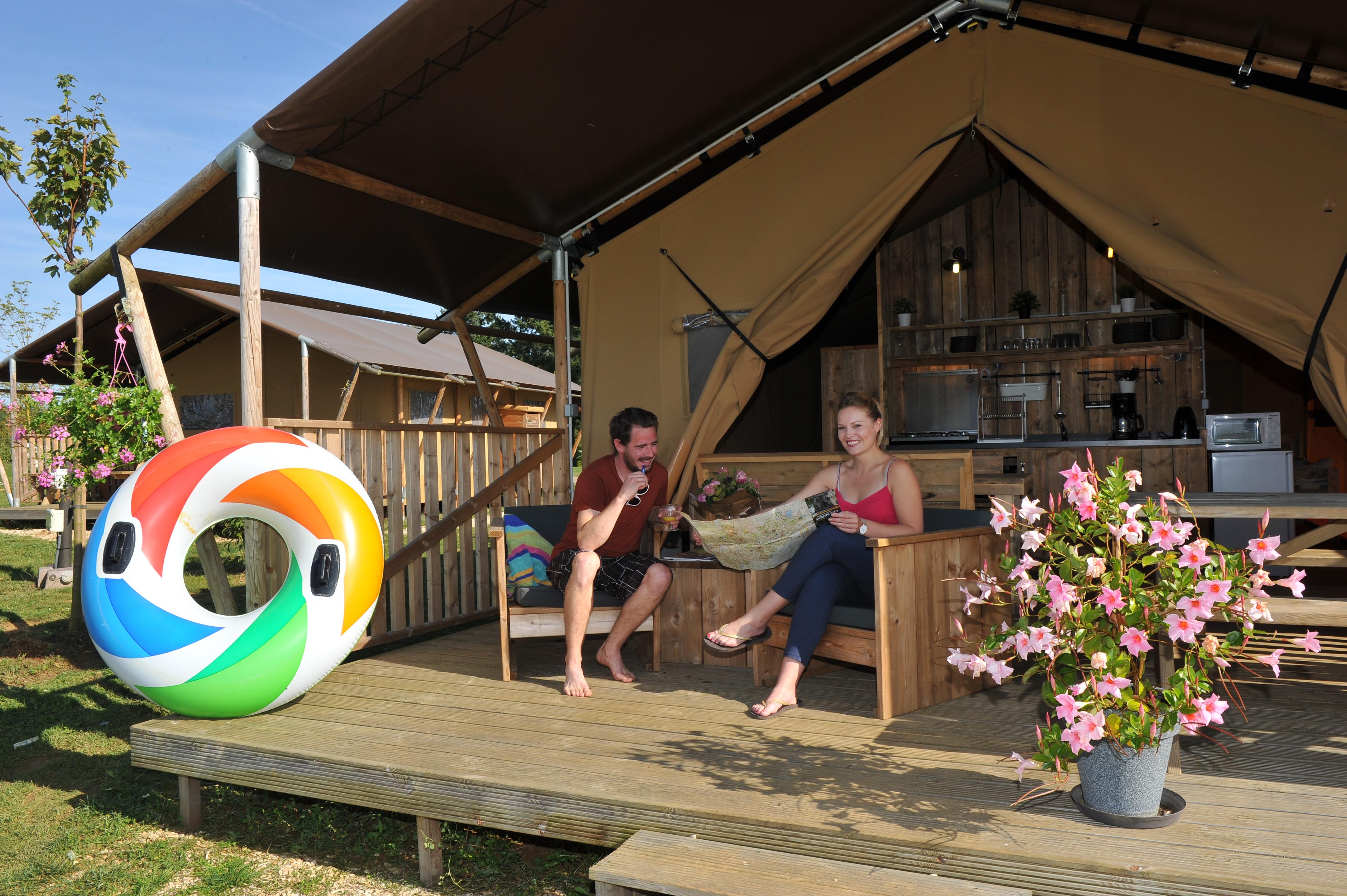 Location - Tente Safari 35M² - 2 Chambres - Camping Koawa de la Liez