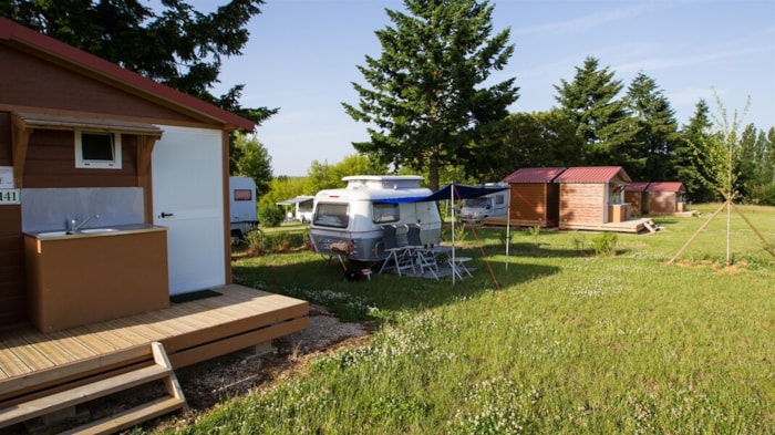 Forfait Emplacement Grand Confort Avec Sanitaires Privés