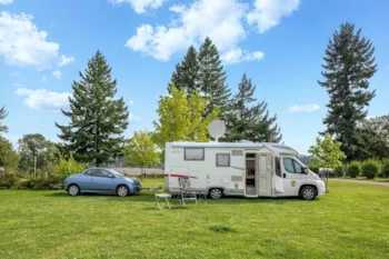 Stellplatz - Stellplatzpaket Grand Confort - Camping de la Liez