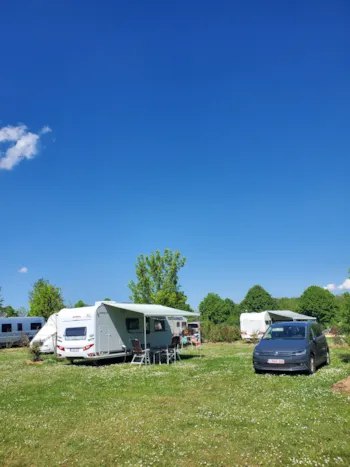 Stellplatz - Prestige-Standort - Camping de la Liez