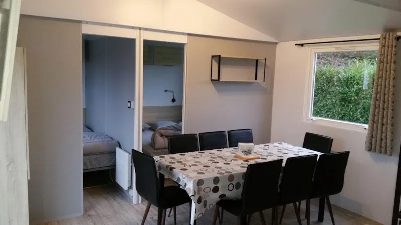 Oman 4 Chambres 8 Pers (Tourisme D'affaire Condition Particulière:Une Personne Par Chambre)