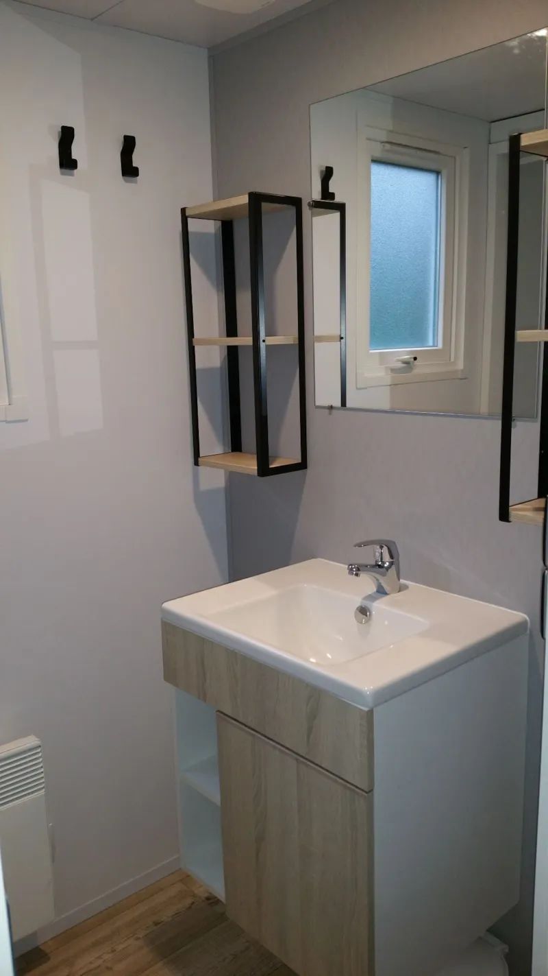 Oman 4 Chambres 8 Pers (Tourisme D'affaire Condition Particulière:Une Personne Par Chambre)