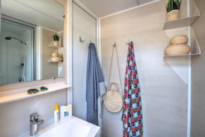 Mobil-home Confort 35m² (3bedroom-6pers) + terrace + TV + Dishwasher + Air conditioning