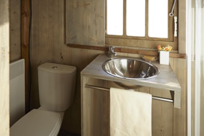 Cabin Lodge Standard 38m² (2 bedrooms) sheltered terrace 8m²
