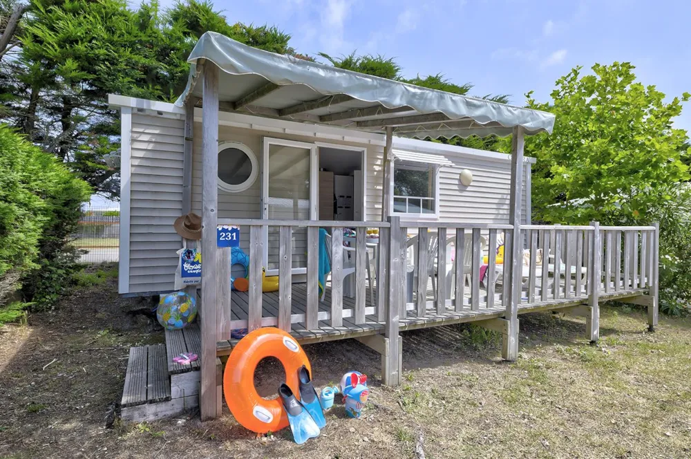 Mietunterkunft - Mobilheim Komfort 31M² (3 Zimmer) + Halbüberdachte Terrasse - Flower Camping Le Bois d'Amour