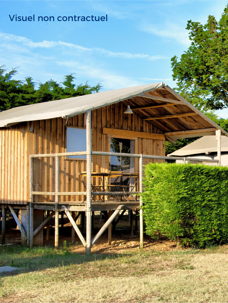 Location - Cabane Lodge Bois Sur Pilotis Standard 34M² (2 Chambres) Dont Terrasse Couverte De 11M² + Tv - Flower Camping Le Bois d'Amour