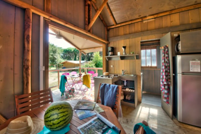 Cabin Lodge Standard 38m² (2 bedrooms) sheltered terrace 8m²