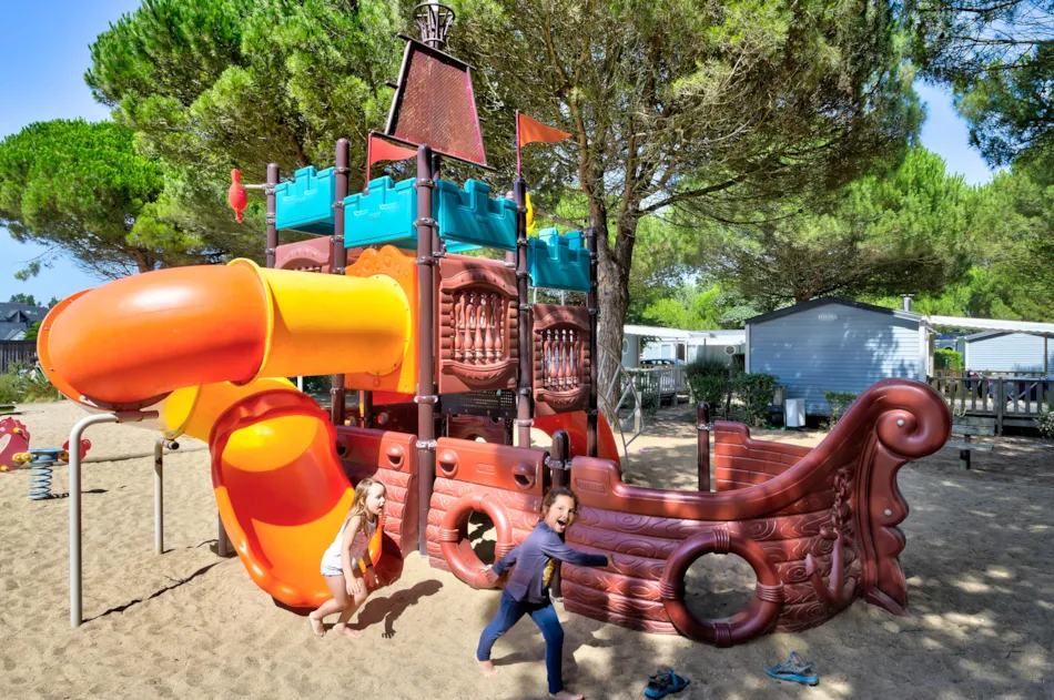 Flower Camping Le Bois d'Amour