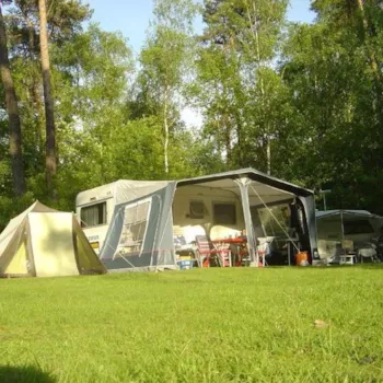 Emplacement - Emplacement Famille + - Camping De Brem
