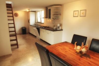 Bungalow — 3