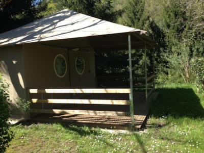 Lodge tent — 3