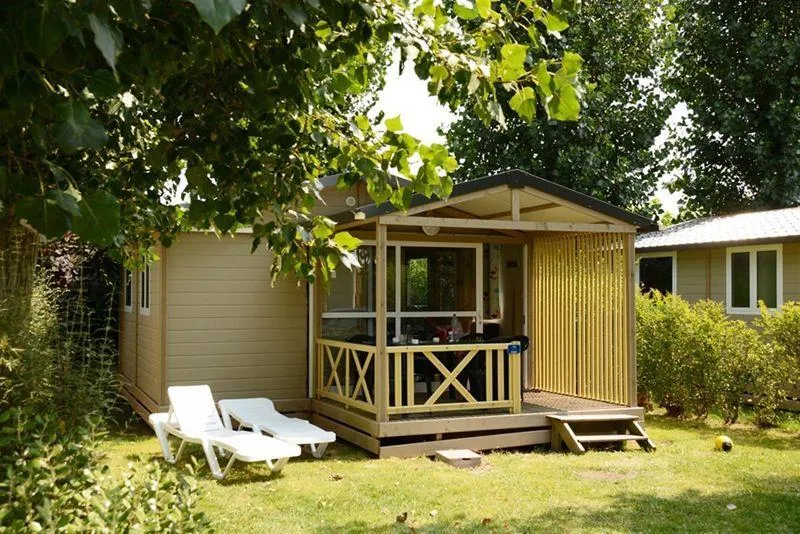 Chalet Morea Avec Terrasse Couverte Tv