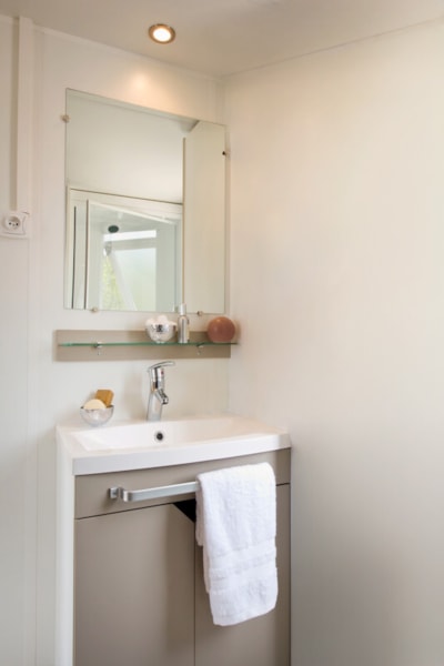 Cottage Family Prestige, 3 Rooms   with TV included — 7