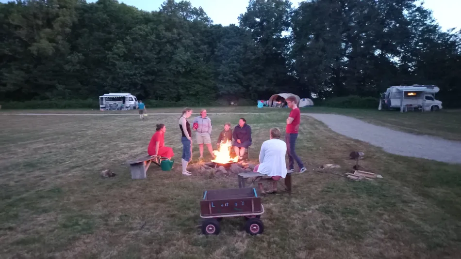 Camping Le Petit Mas d'Ile