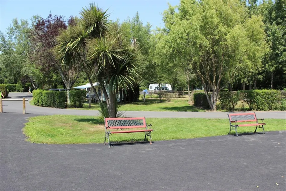 Camping Le Pont Rouge