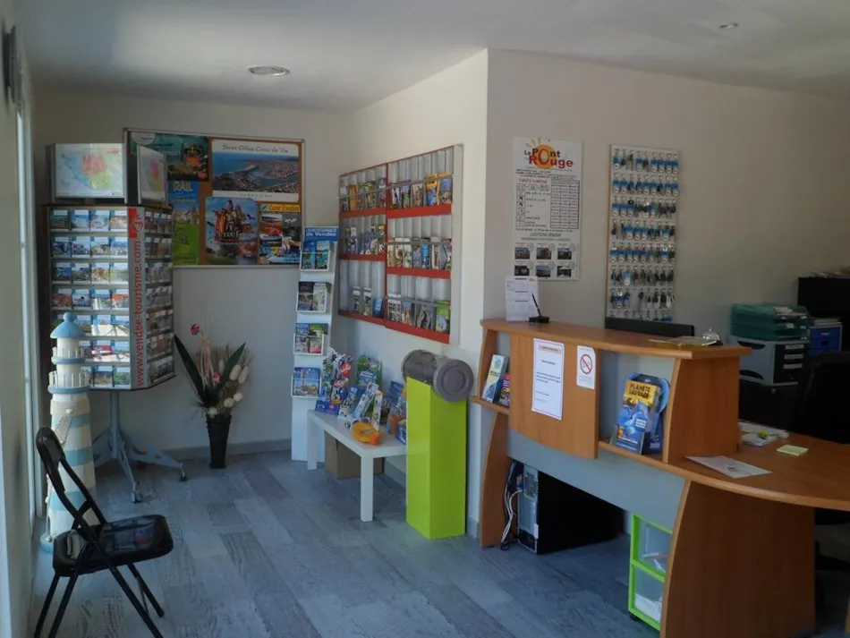 Camping Le Pont Rouge