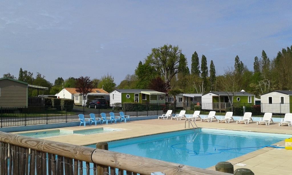 Camping Le Pont Rouge — Photo 1
