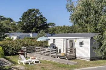 Mietunterkunft - Cottage 2 Schlafzimmer **** Behindertengerecht - Camping Sandaya Le Ranolien