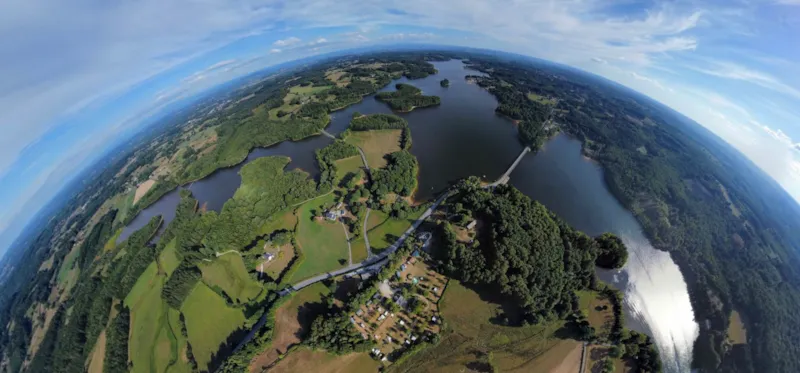 Emplacement M 85-99M²