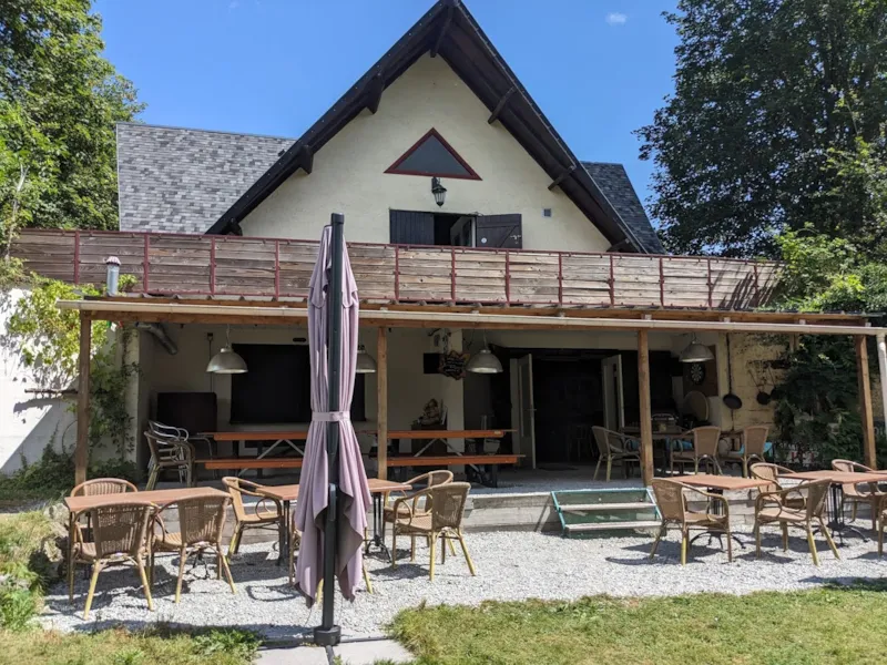 Emplacement L 100-140M²