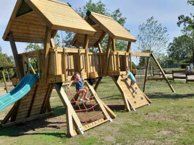 Camping L'Ile aux Mille Charmes