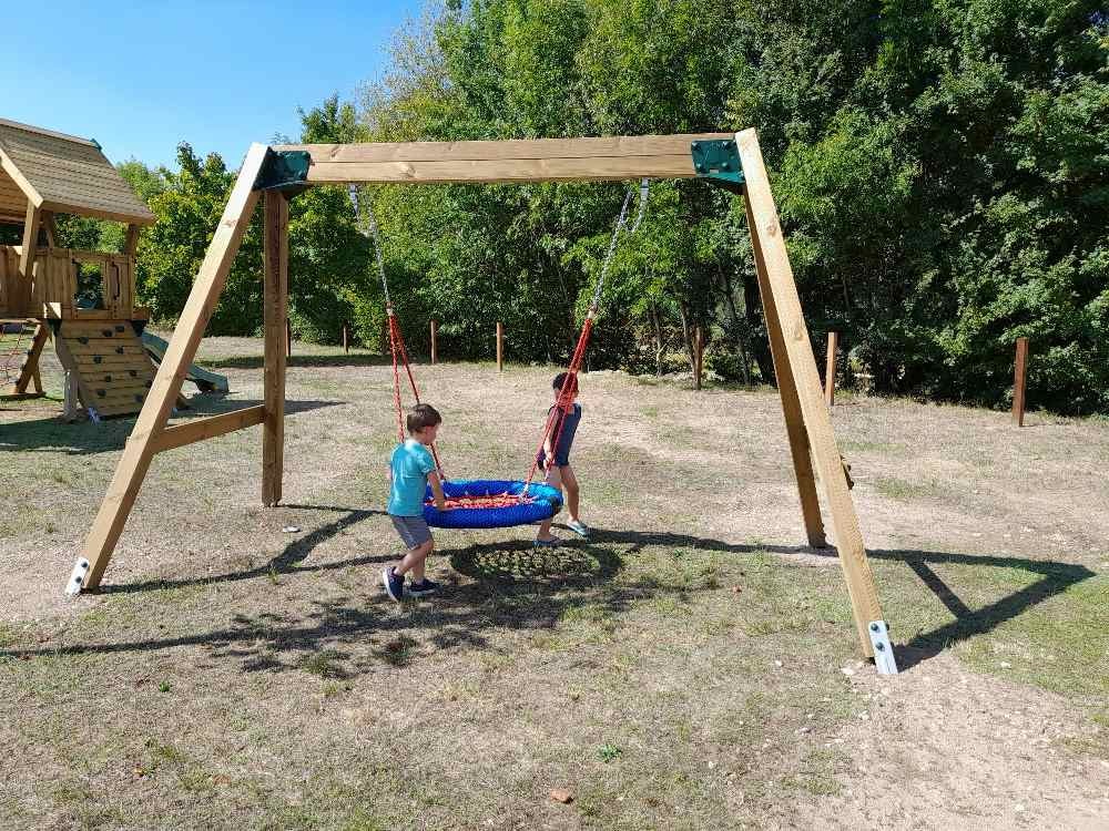 Camping L'Ile aux Mille Charmes — Photo 9