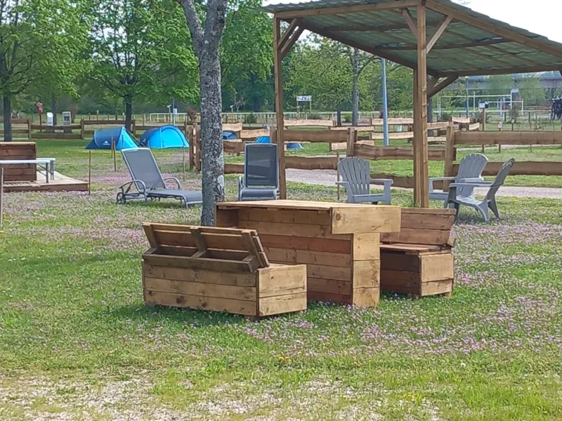 Emplacement Cyclistes, Randonneurs, Motards