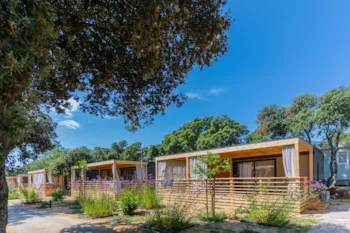 Mietunterkunft - Mobilheim Central Village Superior - 32M² - - Lopari Camping Resort