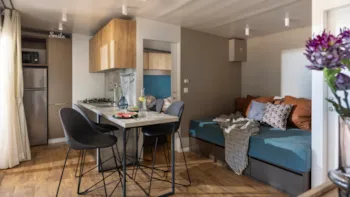 Mietunterkunft - Mobilheim Surf Beach Village Mare - 38M² - - Lopari Camping Resort