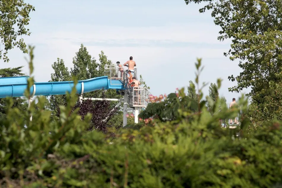 Camping Marvilla Parks - Les Menhirs