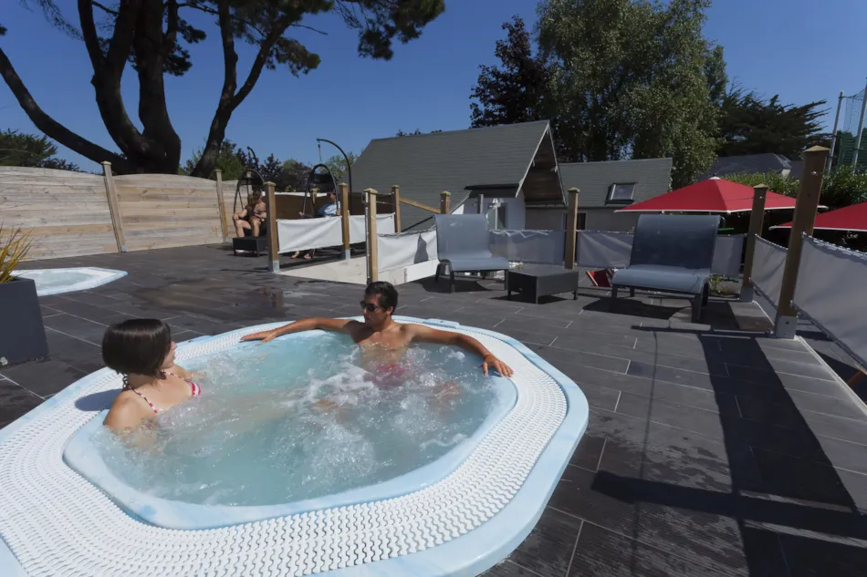 Camping Marvilla Parks - Les Menhirs