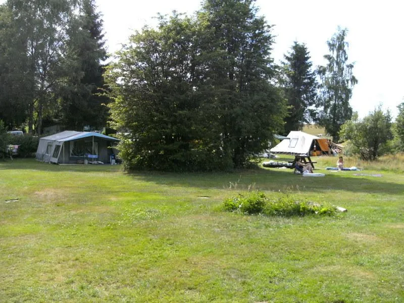 Emplacement Incl. 1 Voiture/Moto