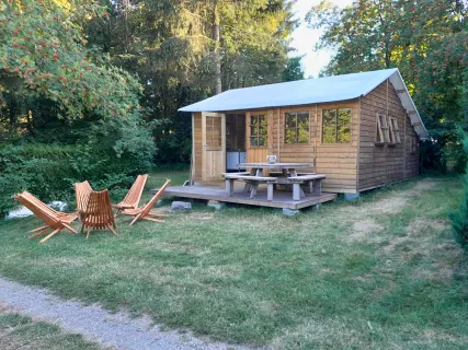 Location - Chalet En Bois Avec Un Toit En Toile. - Aux Sources de Lescheret