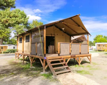 Mietunterkunft - Zelt Lodge Confort 34M² (2 Zimmer) - Mit Sanitäranlagen - Flower Camping Le Vieux Moulin