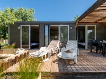 Mietunterkunft - Mobilheim Premium+ 32M² - 2 Zimmer - 2 Badezimmer+ Tv+ Klimaanlage +Plancha - Flower Camping Le Rochelongue