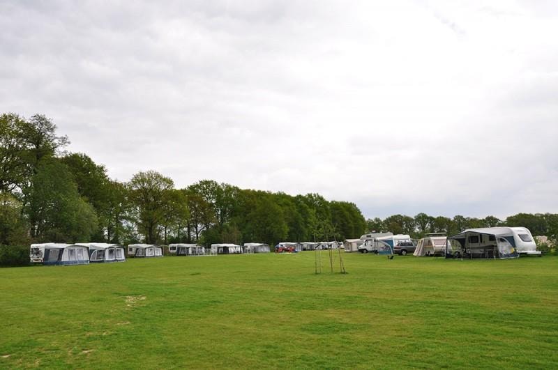 Emplacement + camping-car
