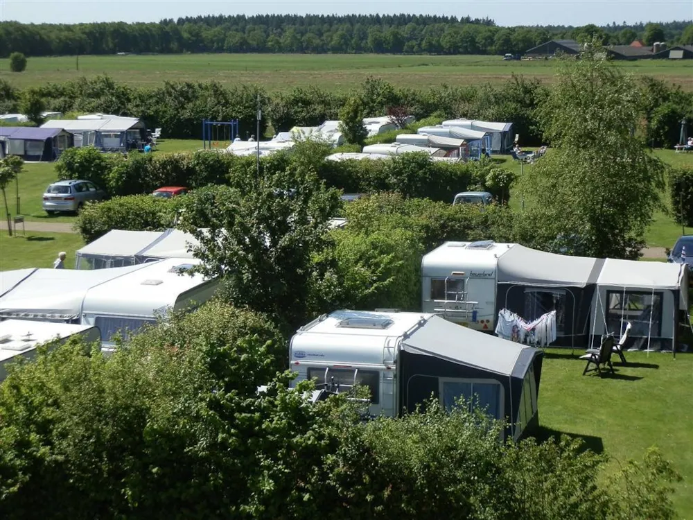 Pitch - Comfort Pitch - Camping De Ikeleane