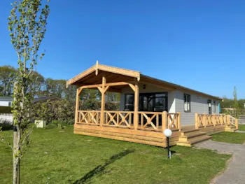 Mietunterkunft - Chalet Type D - Camping De Ikeleane