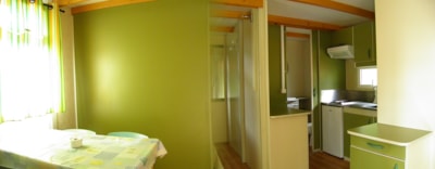 Bungalow — 3