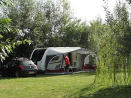 Emplacement - Emplacement D'environ 100M² - Camping **La Clé des Champs