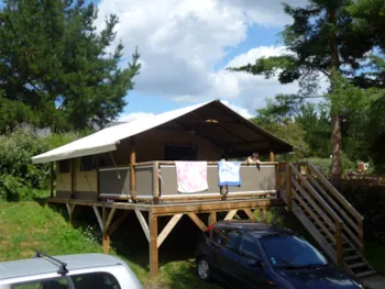 Mietunterkunft - Lodgetent 1 - 2 Zimmer - 1 Waschraum Und Wc - 39M² + Terrasse 10 M² - Camping Marvilla Parks - Ty Nadan