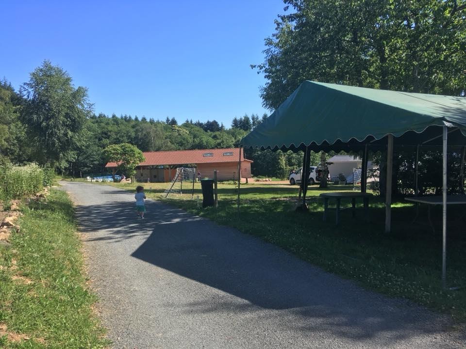 Camping Le Montbartoux — Photo 3