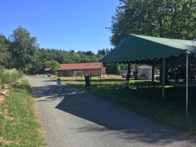 Camping Le Montbartoux
