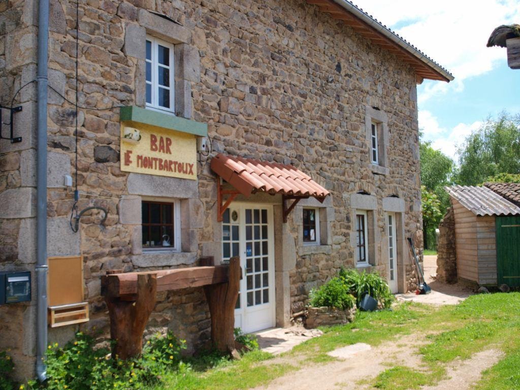 Camping Le Montbartoux — Photo 1