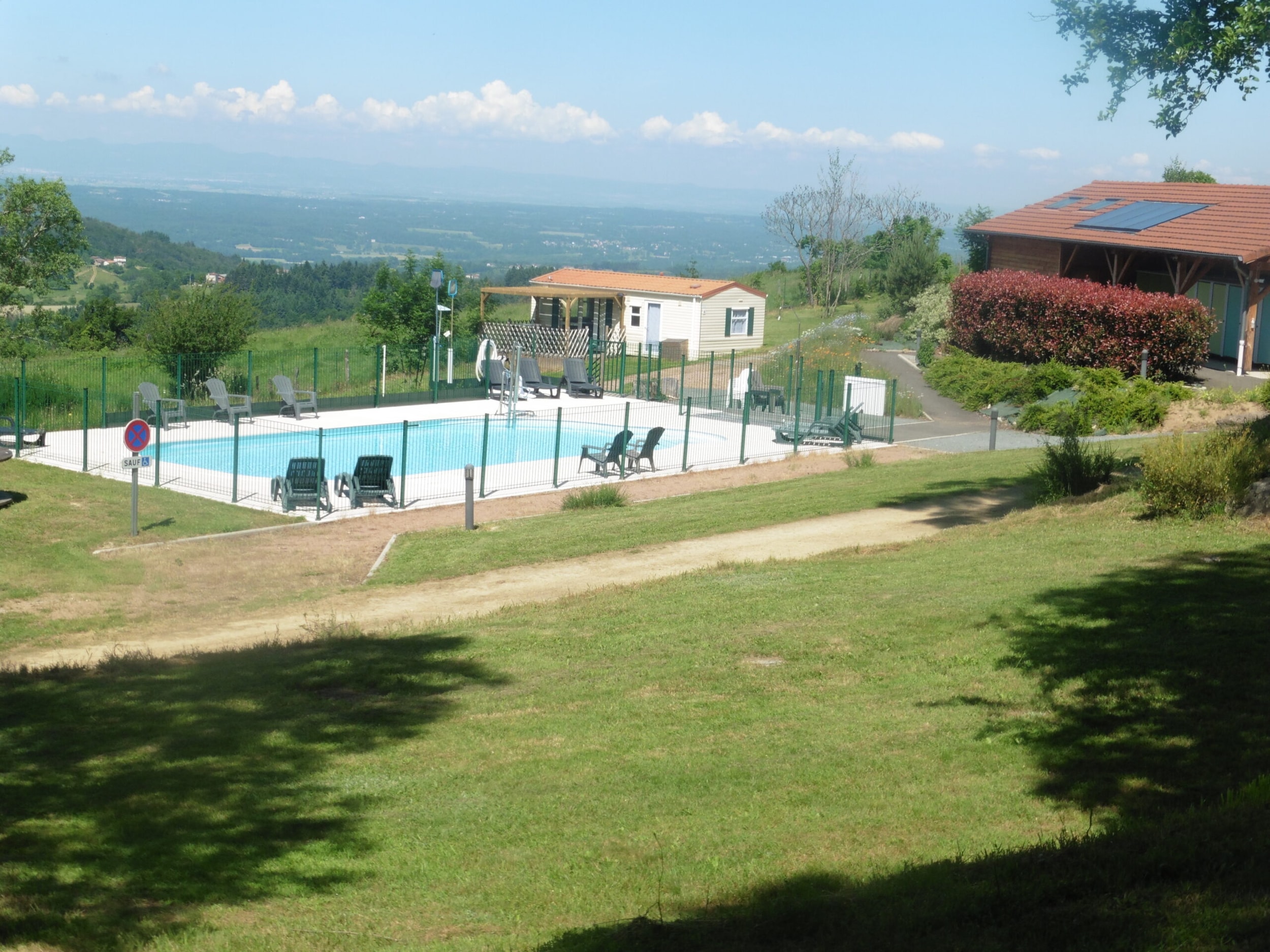 Camping Le Montbartoux — Photo 7