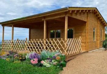 Mietunterkunft - Hütte 4 - 33M² - 2 Schlafzimmer - Camping Le Montbartoux