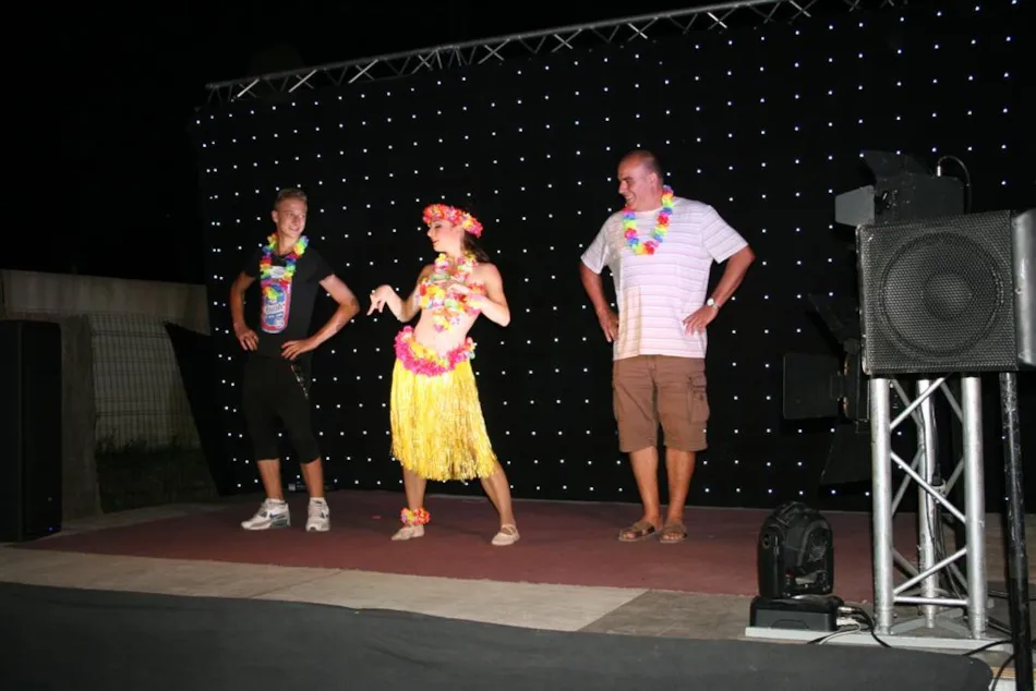 Camping La Tour de France***