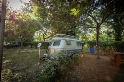 Pitch CONFORT + (> 85m²) electricity optional