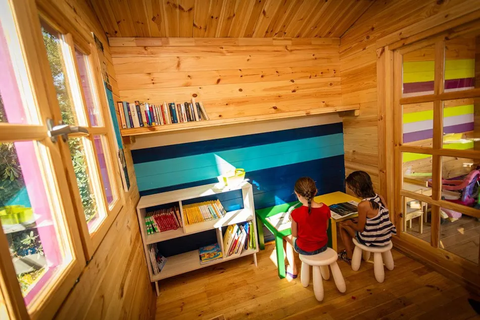 Camping La Tour de France***