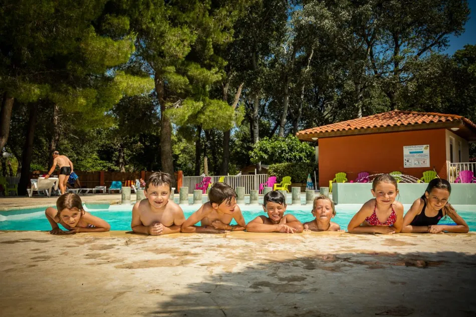 Camping La Tour de France***